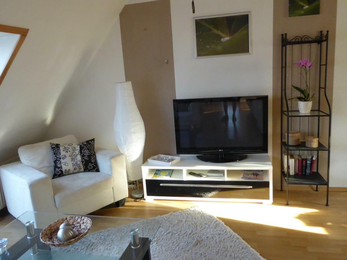 Ostseeferienwohnung Storchennest Dassow Exterior foto